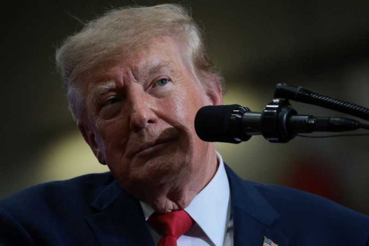 Democrații cer numirea unui procuror special pentru anchetarea legăturilor dintre Trump și Epstein