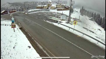 Maramureș: Opt tone de material antiderapant răspândite în Pasul Prislop, pe DN 18, în urma ninsorilor