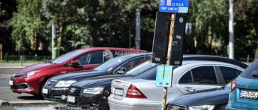 CGMB: Parcările publice cu plată vor fi curățate de operatorii de salubritate de la sectoare