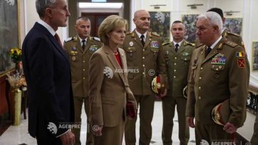 Custodele Coroanei și Principele Radu – la Statul Major al Forțelor Terestre; securitatea națională și regională – pe agenda discuțiilor