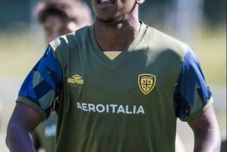 Fotbal: Atacantul Yael Trepy a jucat din nou pentru Cagliari, la două luni după ce a fost în comă