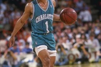 Baschet: Hornets retrage maioul lui Muggsy Bogues, cel mai scund jucător din istoria NBA