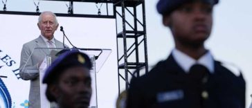 La începutul turneului în Caraibe, regele Charles al III-lea a recunoscut ”suferințele din trecut”