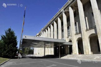 Niculescu și Grindeanu discută la Guvern despre situația deficitului bugetar (surse)
