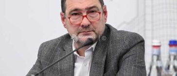 Apostol: Reducerea TVA și a altor taxe la energie se află printre soluțiile discutate pentru protejarea consumatorilor