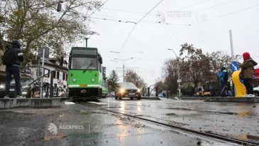 Cinci linii de tramvai vor circula pe rute modificate, iar linia 47 se suspendă, de joi
