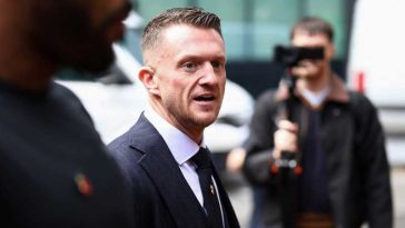 Regatul Unit: Militantul de extrema dreaptă Tommy Robinson, găsit vinovat de hărțuirea a doi jurnaliști