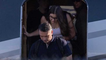 Senatorul Flavio Bolsonaro, fugit din Brazilia, a ajuns în Statele Unite