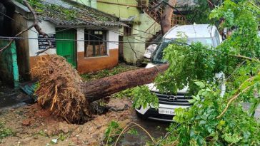 India/ Cel puțin 6 morți în urma ciclonului Arnab
