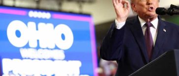 Trump spune că Epstein era un prieten al democraților, după ce aceștia au redactat un raport care-l incriminează