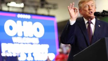 Trump spune că Epstein era un prieten al democraților, după ce aceștia au redactat un raport care-l incriminează