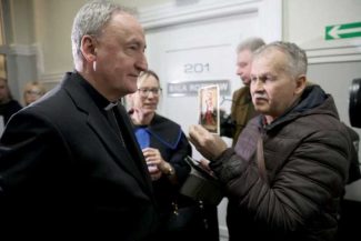 Episcop polonez condamnat pentru că nu a raportat posibile abuzuri sexuale comise de doi preoți din dioceza sa