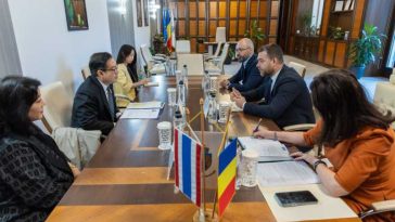 Ciprian Ciucu și ambasadorul Thailandei au discutat despre potențiale programe educaționale în comun