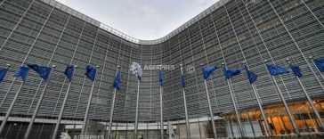 UE amână implementarea oricărei legislații naționale care vizează interzicerea accesului minorilor la rețelele de socializare