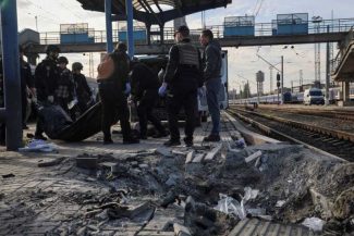 Un atac cu drone rusești asupra unei stații de cale ferată în #Ucraina a făcut cel puțin 13 morți