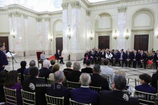 Învestituri regale la Palatul Regal: Nunțiul Apostolic – Decorația Nihil Sine Deo (GALERIE FOTO)