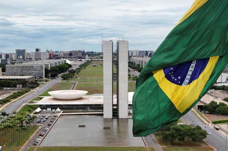 Brazilia: Dreapta susține rezultatul alegerilor și se distanțează de Flavio Bolsonaro
