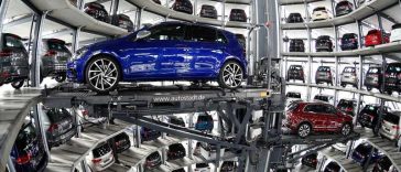 Volkswagen pune pe pauză dezvoltarea unei versiuni electrice a modelului Golf
