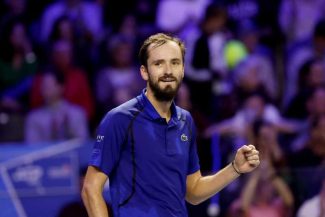 Tenis: Rusul Daniil Medvedev, în semifinale la Viena (ATP) și calificat la Turneul Campionilor