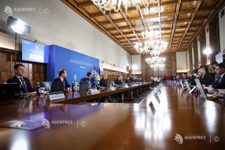 Guvernul a înlocuit din funcție 29 de prefecți și 15 subprefecți