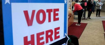 SUA/Alegeri la jumătatea mandatului: Un număr record de aproape 48 de milioane de americani au votat deja