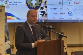 Dr. Adrian Marius Dobre, directorul general UNIFARM, la conferința Securitatea Sanitară a României, UMF Carol Davila