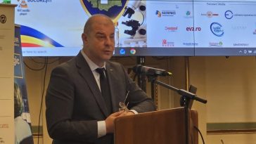 Dr. Adrian Marius Dobre, directorul general UNIFARM, la conferința Securitatea Sanitară a României, UMF Carol Davila