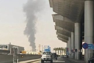 Arabia Saudită: noi explozii la Riad, unde aeroportul urmează să se redeschidă