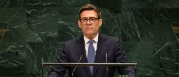 Prim-ministrul britanic Andy Burnham este deschis la adoptarea principiului liberei circulaţii al UE / După Brexit, mai mulţi străini s-au stabilit definitiv în ţară, în loc să se întoarcă în ţările lor de origine