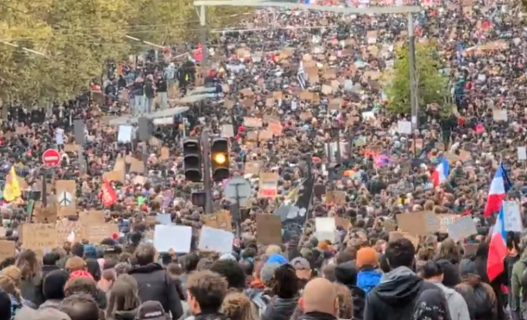 Violenţe în Paris pe timpul nopţii, după proteste în mare parte paşnice care au avut loc în toată Franţa / Ciocniri între forţele de ordine şi protestatari în mai multe oraşe / Proteste în Belgia, Albania, Spania şi mai multe oraşe din Italia