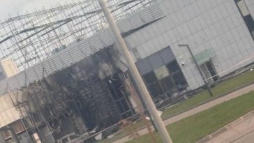 Dronele ucrainene au lovit cel mai important centru de date din Rusia, într-un atac îndreptat împotriva ambiţiilor Rusiei în domeniul IA. Centrul, deţinut de Sberbank, găzduieşte noul supercomputer al Rusiei