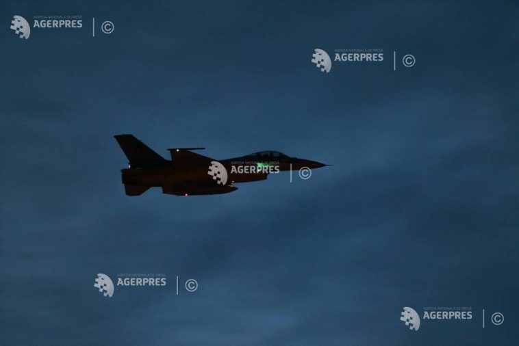 MApN: Dronă detectată în apropierea Insulei Șerpilor; două aeronave F-16 au fost trimise să monitorizeze situația