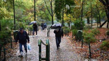 ANM: Vreme răcoroasă, cu valori termice normale pentru perioada din calendar, în următoarele două săptămâni