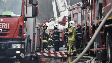Incendiu la mansarda unui bloc din Sectorul 1