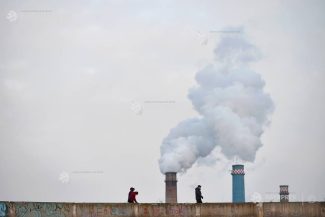 INS: Emisiile industriale GES au scăzut cu 39,3% în 2024 față de 2008; emisiile generate de gospodării, în creștere cu 1,1%
