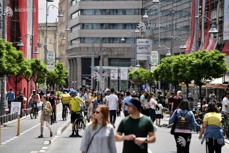 Peste 4 din 10 angajați români de minimum 55 de ani sunt dispuși să lucreze și după vârsta de pensionare (studiu)
