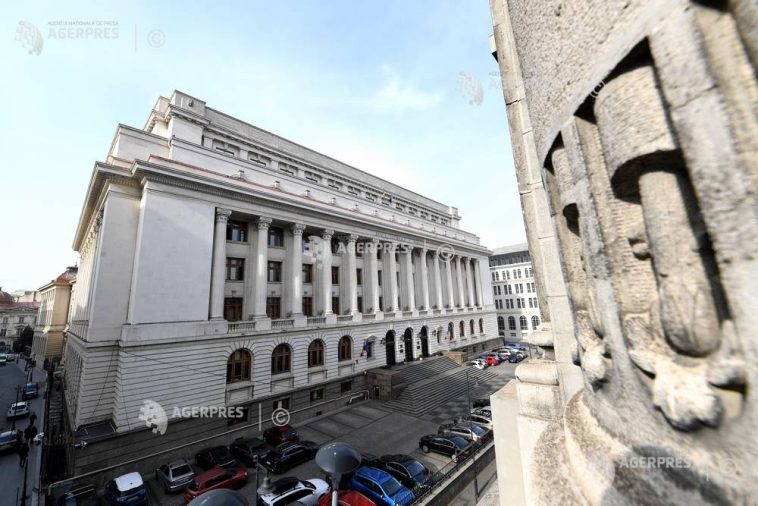 ROBOR la trei luni a crescut, vineri, la 6,11%