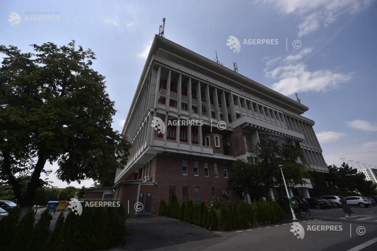 Politehnica București oferă sesiuni de pregătire gratuite la matematică, fizică, informatică