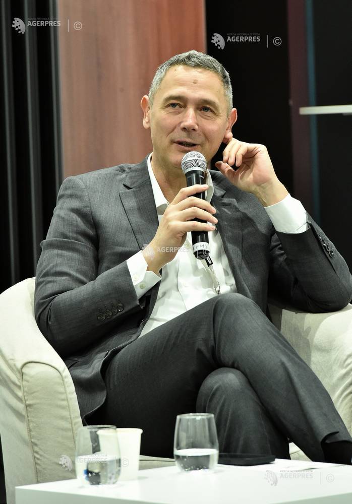 Manea (BCR): România se află în fața unei oportunități uriașe în contextul transformărilor tehnologice, politice și sociale