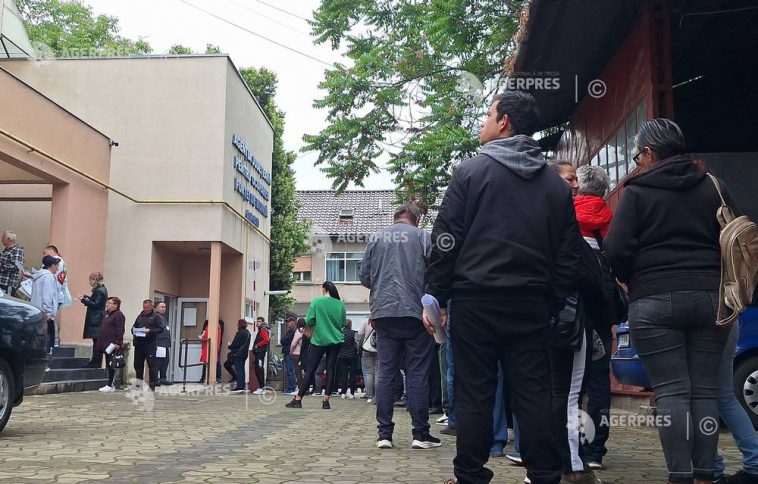 ANOFM: Peste 20.600 de locuri de muncă oferite la Bursa pentru absolvenți; 5.135 de persoane, selectate pentru angajare