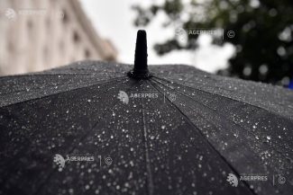 Meteorologi: Informare de vreme rea în întreaga țară, până luni dimineața
