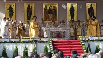 Iași: Peste 28.000 de credincioși, la slujba religioasă oficiată de hramul Sfintei Parascheva