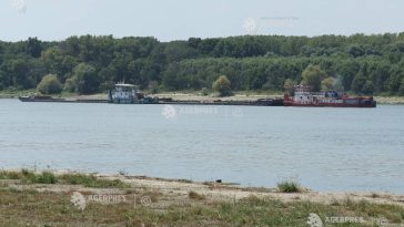 AAOPFR: Traficul de mărfuri pe Dunăre, blocat la kilometrul 280; autoritățile nu au luat măsuri pentru deblocare