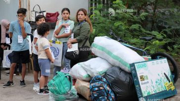 Criza finanțării pune în pericol accesul la educație pentru milioane de copii refugiați, avertizează UNHCR