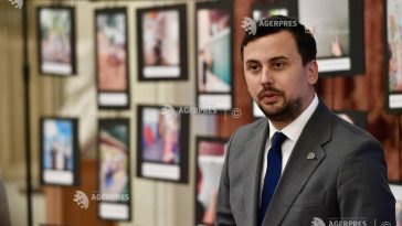 Ziua Educației/Ghigiu: De prea mult timp le cerem profesorilor să facă multe lucruri, dar le oferim puțin