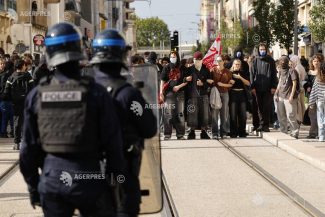 Franța: 400-500 de licee vor avea cursurile suspendate ‘total sau parțial’ luni în urma protestelor (ministru)