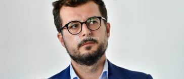 Concordia cere retragerea proiectului prin care firmele ar fi obligate să plătească un avocat pentru întocmirea contractelor