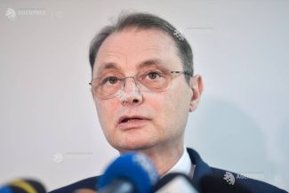 VIDEO Parlament-învestire Guvern/ Niculescu: Avem ca urgențe rectificarea bugetară, adoptarea bugetului, siguranța energetică și închiderea…