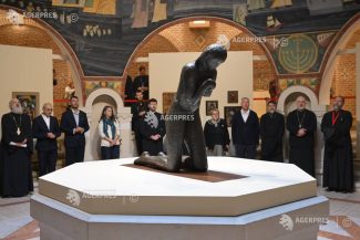 AnulBrâncuși/Iași: Lucrarea ‘Rugăciunea’ lui Brâncuși, în centrul expoziției ‘Sacrul la feminin’ organizată la Muzeul Mitropoliei
