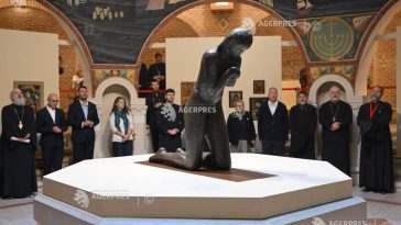 AnulBrâncuși/Iași: Lucrarea ‘Rugăciunea’ lui Brâncuși, în centrul expoziției ‘Sacrul la feminin’ organizată la Muzeul Mitropoliei